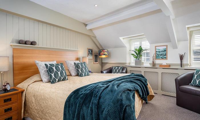 Superior king room 7 is on the second floor. It has a UK super king size bed (180cm
wide and 200cm long) newly renovated ensuite with large walk in s